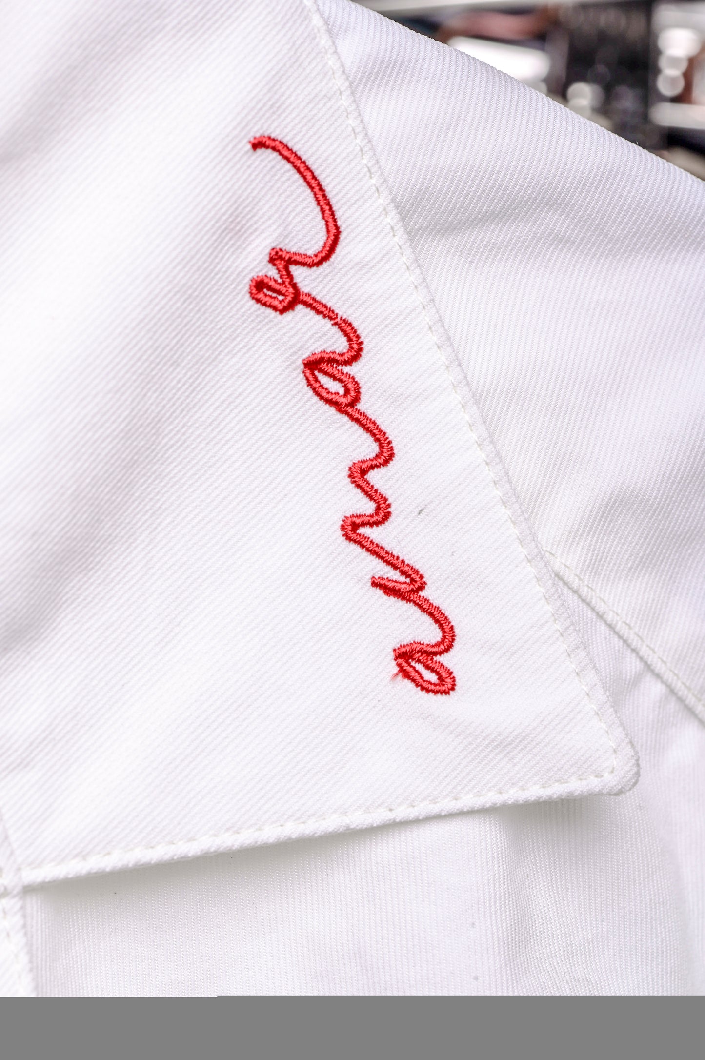 CAMISA MANGA LARGA BORDADA AMOR
