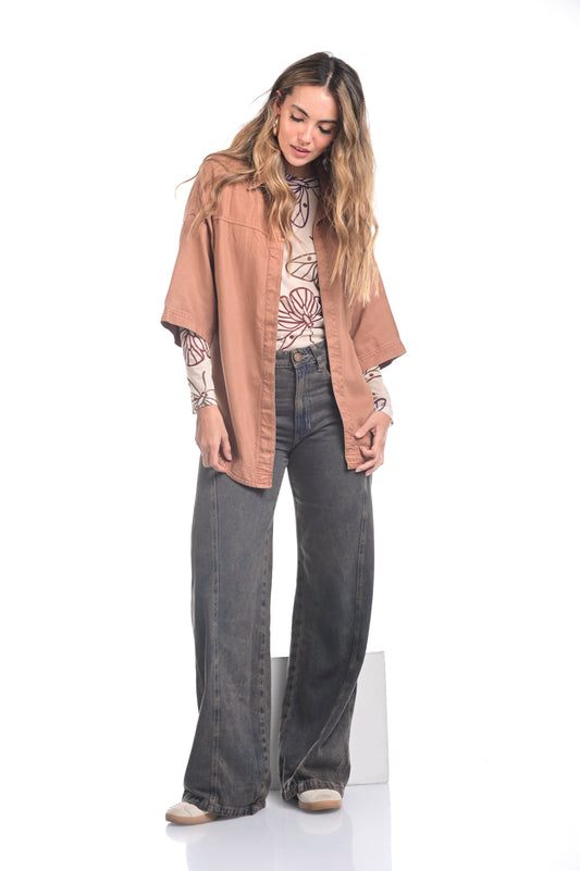 SOBRECAMISA MANGA CORTA DISEÑO ASIMÉTRICO BORDADA