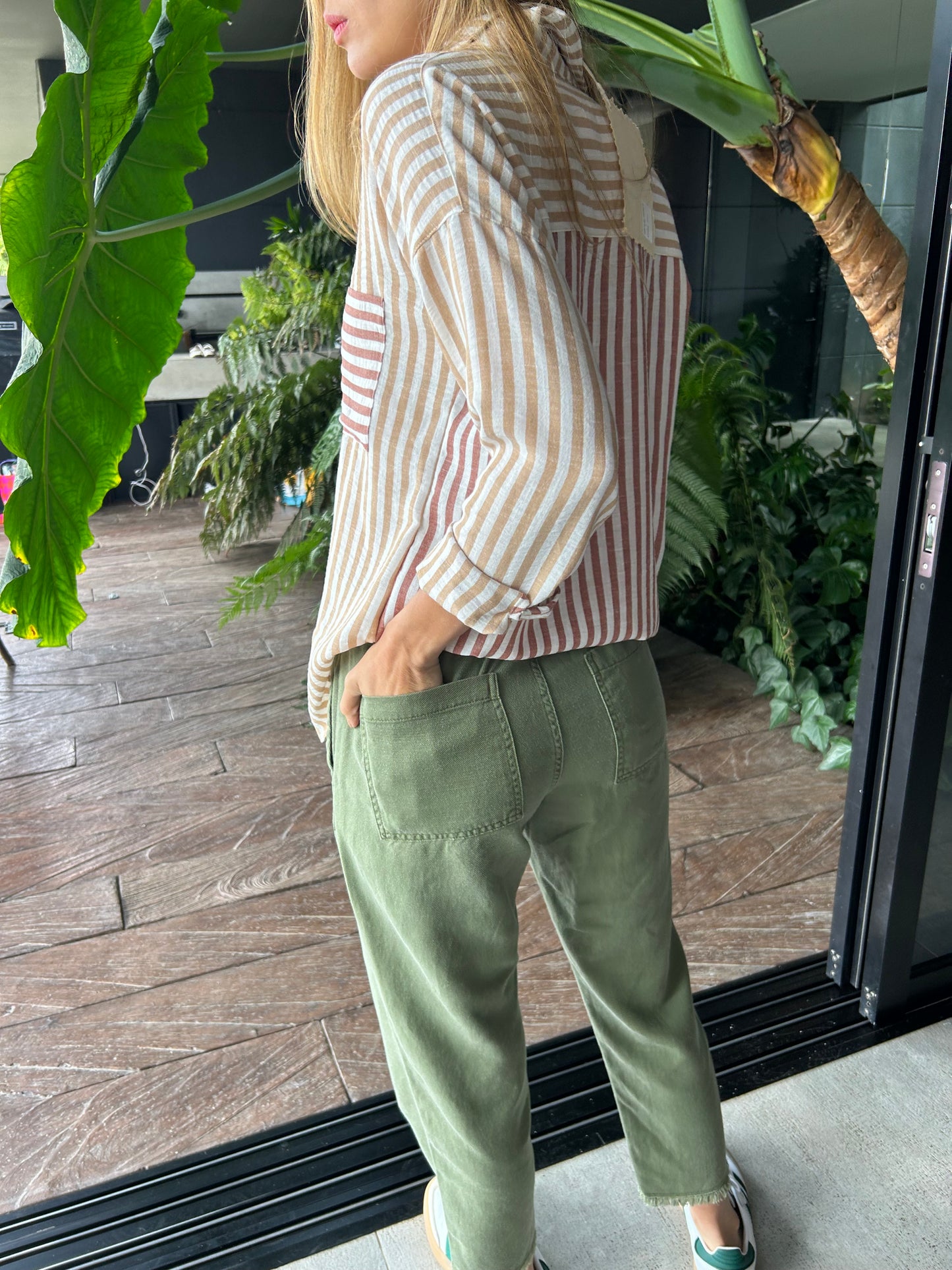PANTALÓN COMFORT - MOM FIT