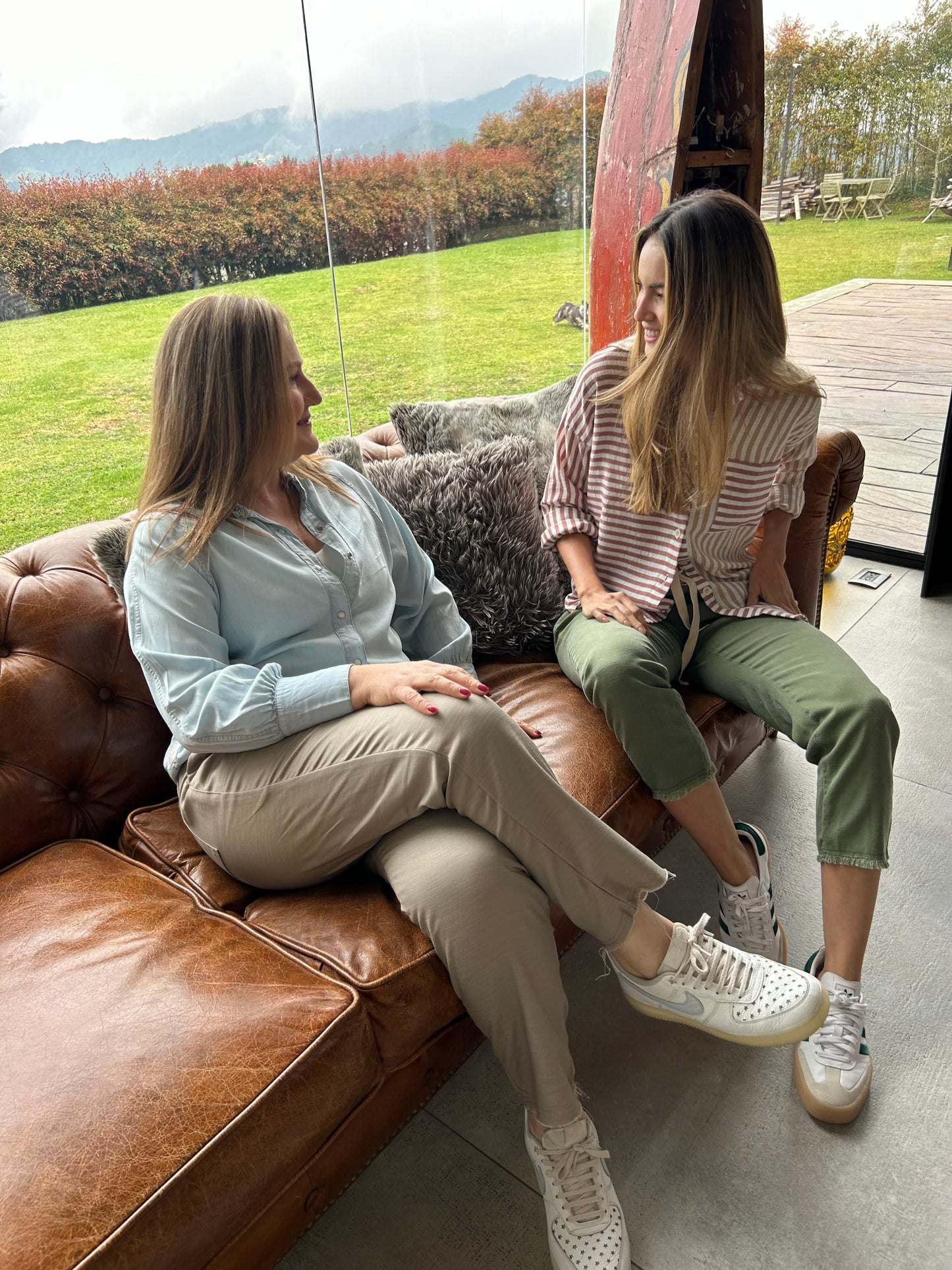 PANTALÓN COMFORT - MOM FIT