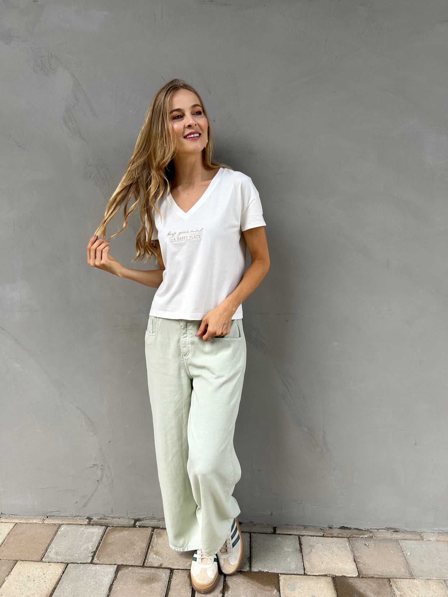 PANTALÓN BOTA AMPLIA