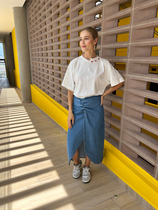 CAMISETA MANGA CORTA CUELLO ASIMÉTRICO CORAZONES MINI