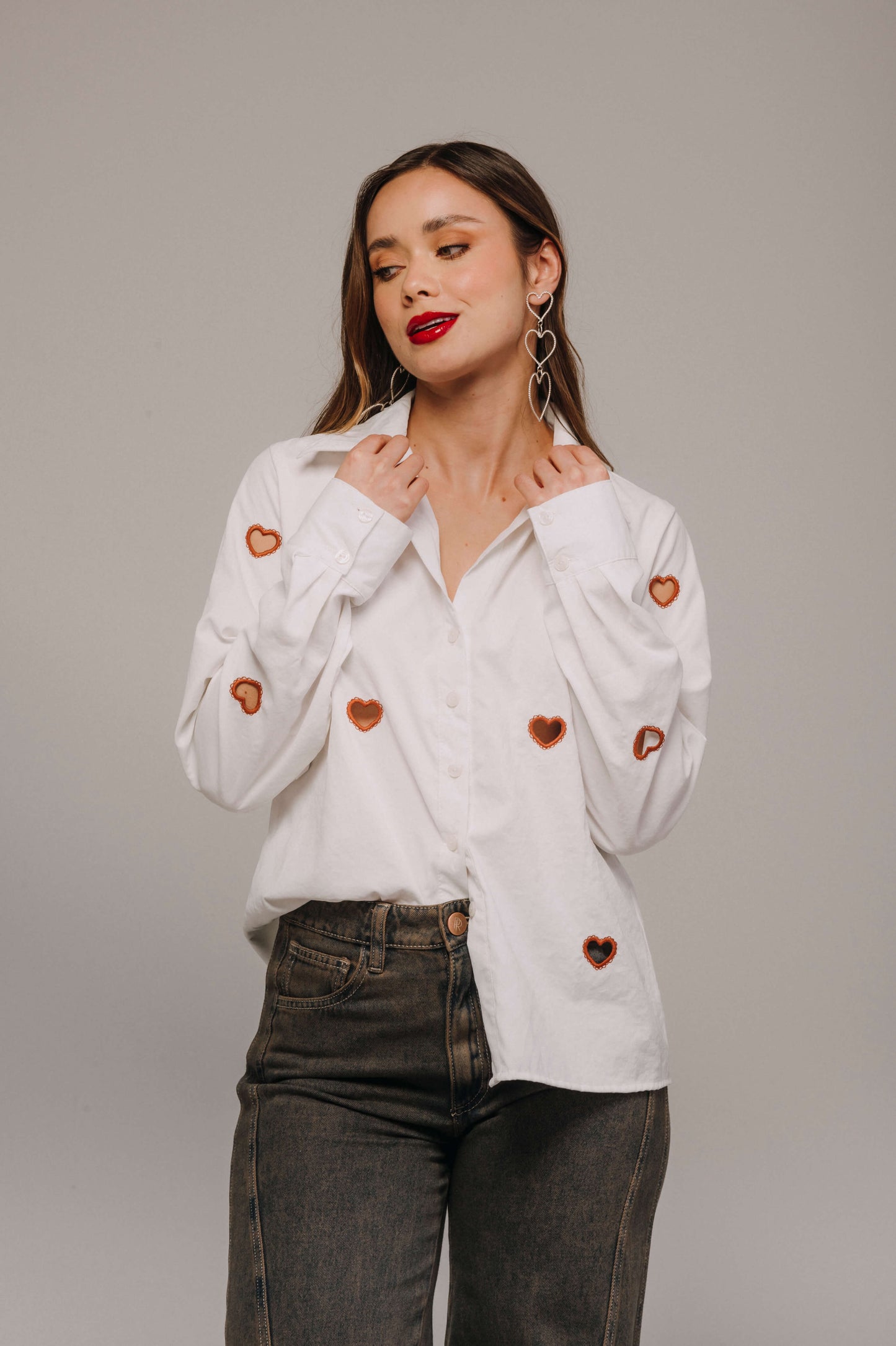CAMISA CORAZONES ABIERTOS