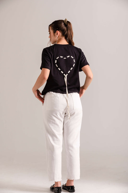 CAMISETA CUELLO REDONDO CORAZON LAZO