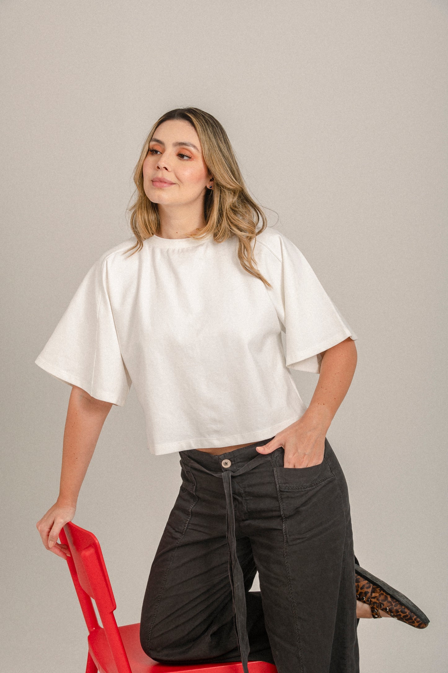 BLUSA FIT AMPLIO MANGA 3/4