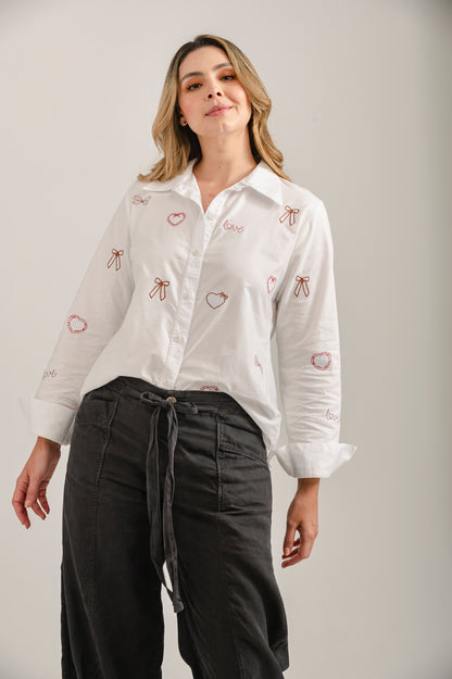 CAMISA MANGA LARGA BORDADA MINI PRINT