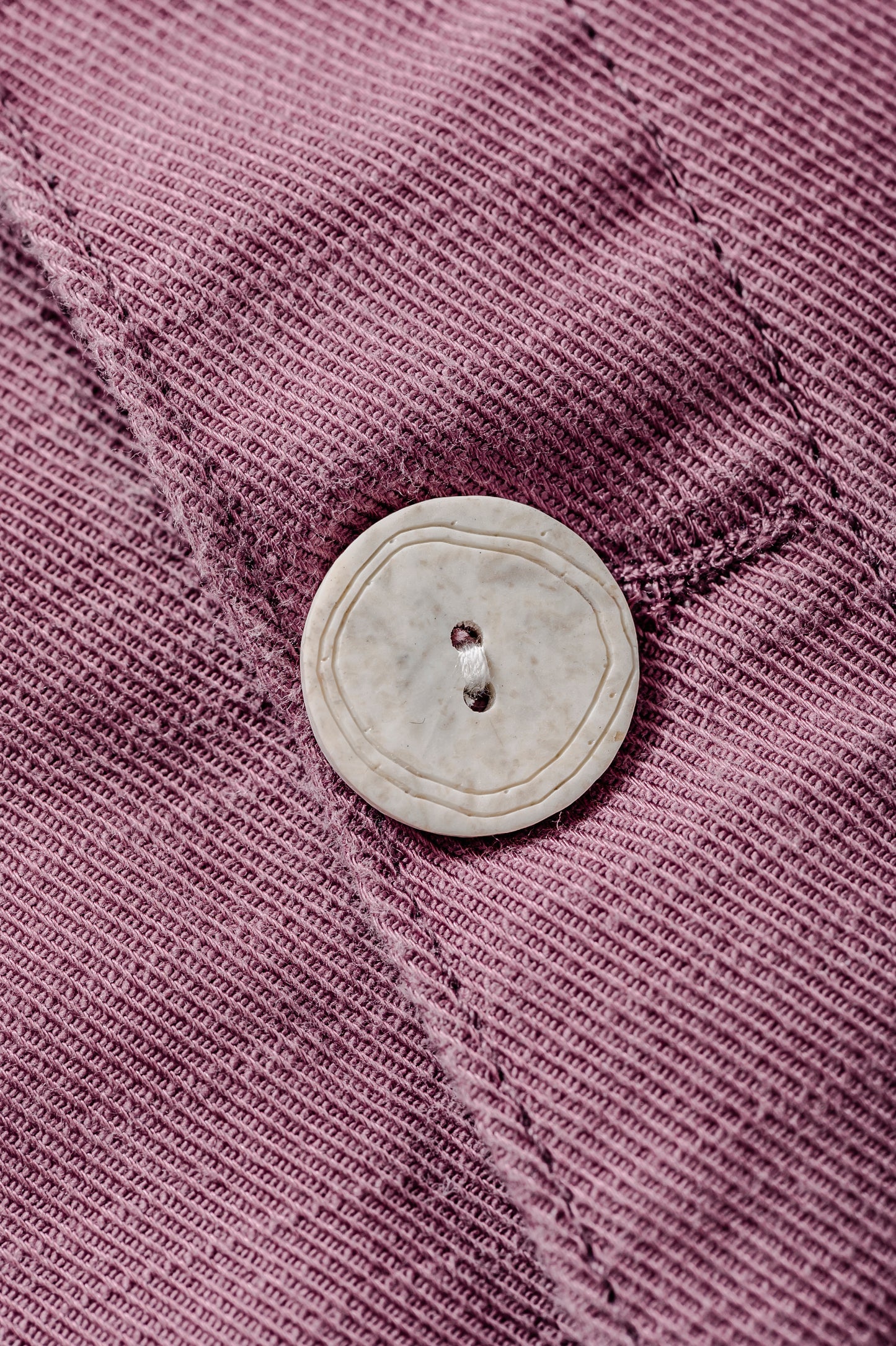 SOBRECAMISA BORDADA CON BOLSILLOS DELANTEROS