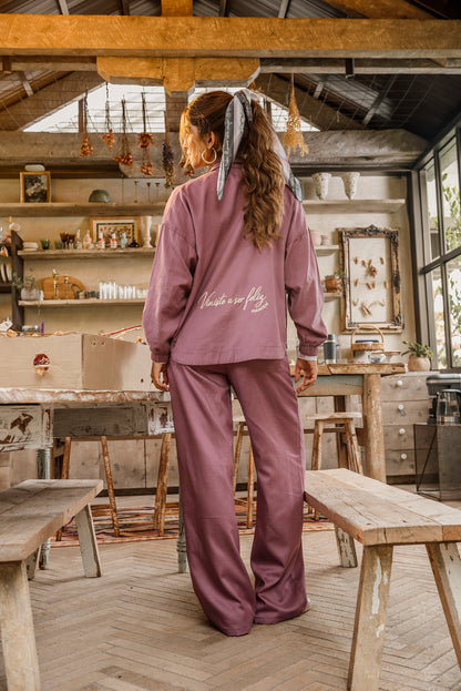 SET ANTONIA