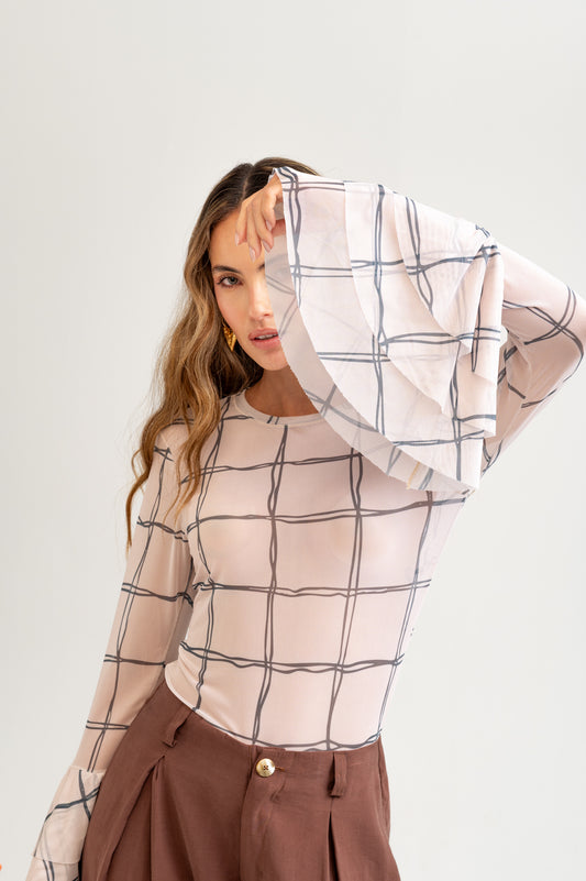 BLUSA MESH MANGA LARGA CON BOLEROS PRINT CUADROS