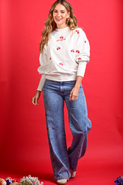 WIDE LEG JEANS CON BORDADOS CORAZÓN