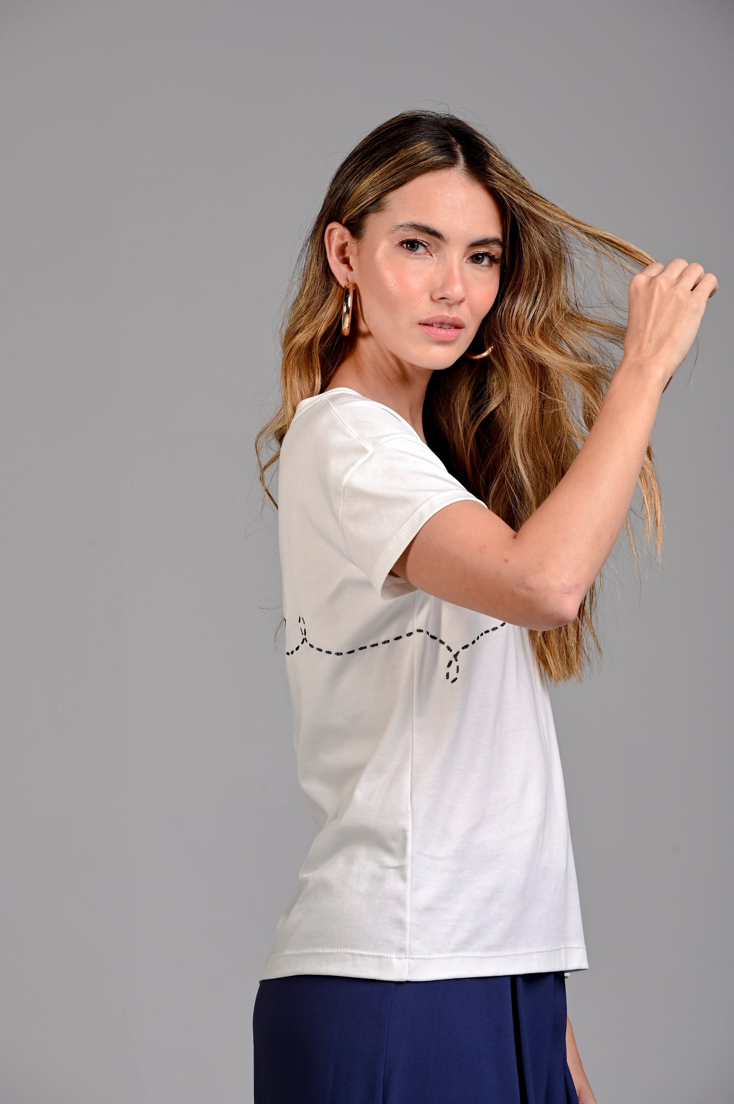CAMISETA MANGA CORTA CUELLO V AVIÓN