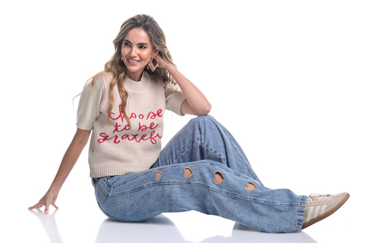 WIDE LEG JEANS CON BORDADOS CORAZÓN