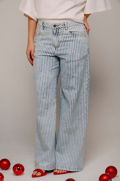 JEAN RAYAS BORDADO LOVE