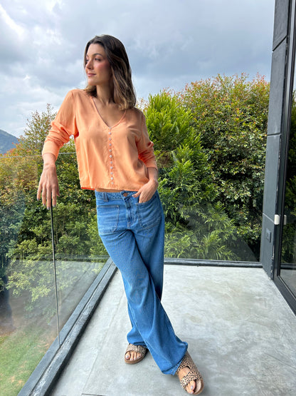 CAMISA MANGA LARGA CUELLO V